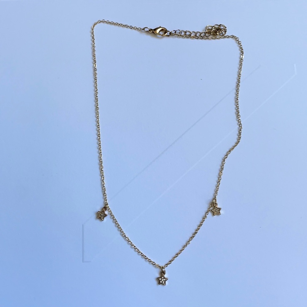 Pack of 4 gold necklaces